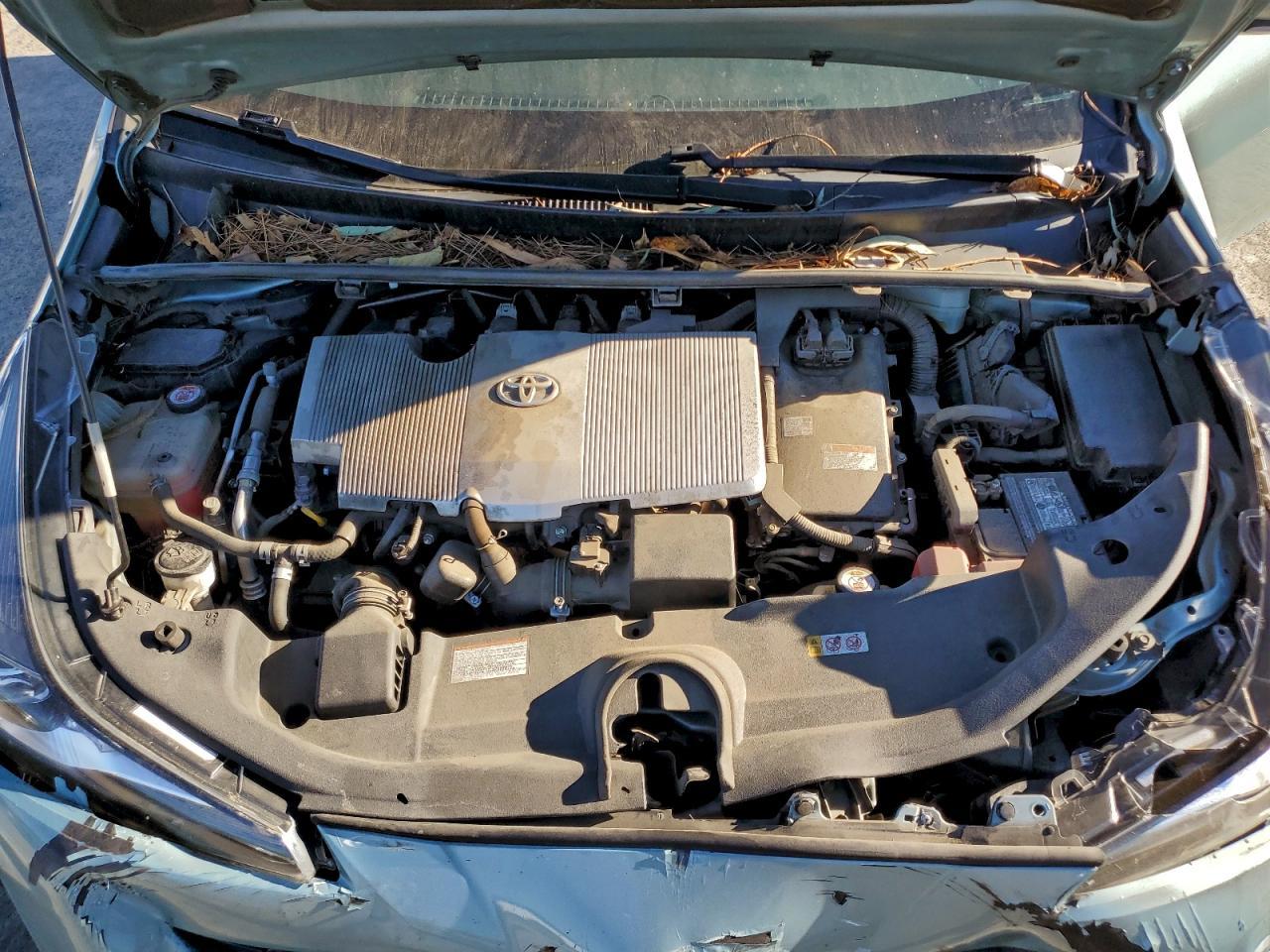 2019 TOYOTA PRIUS