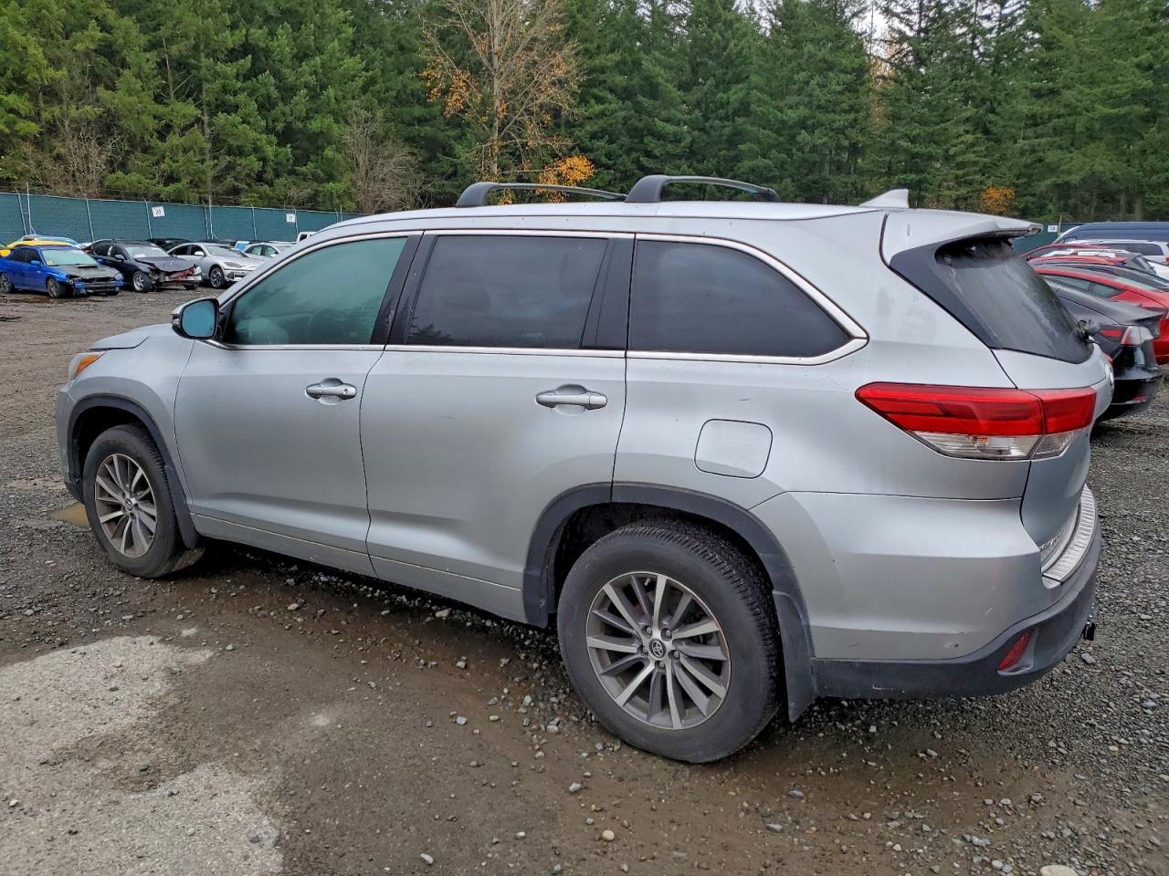 2018 TOYOTA HIGHLANDER