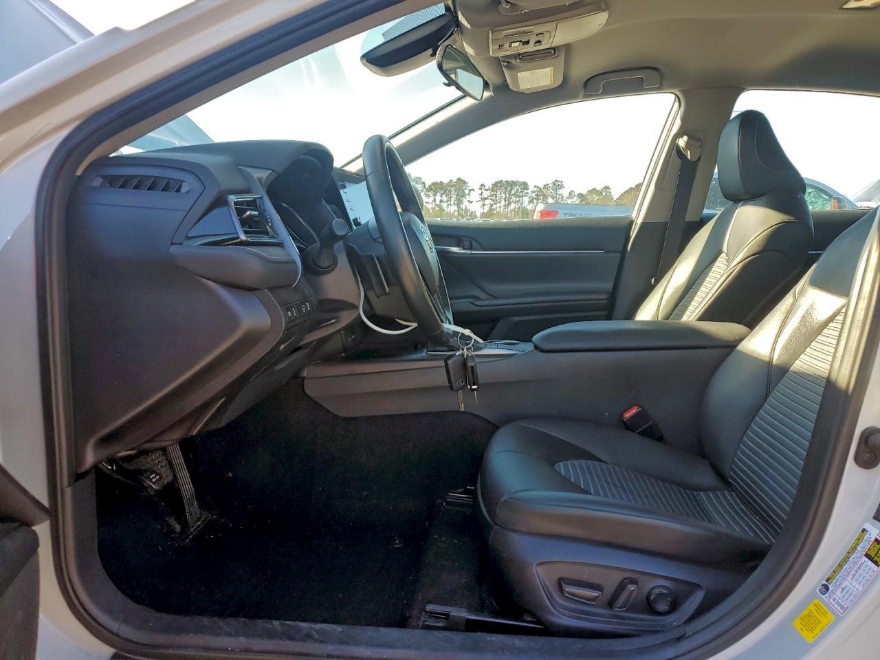 2023 TOYOTA CAMRY