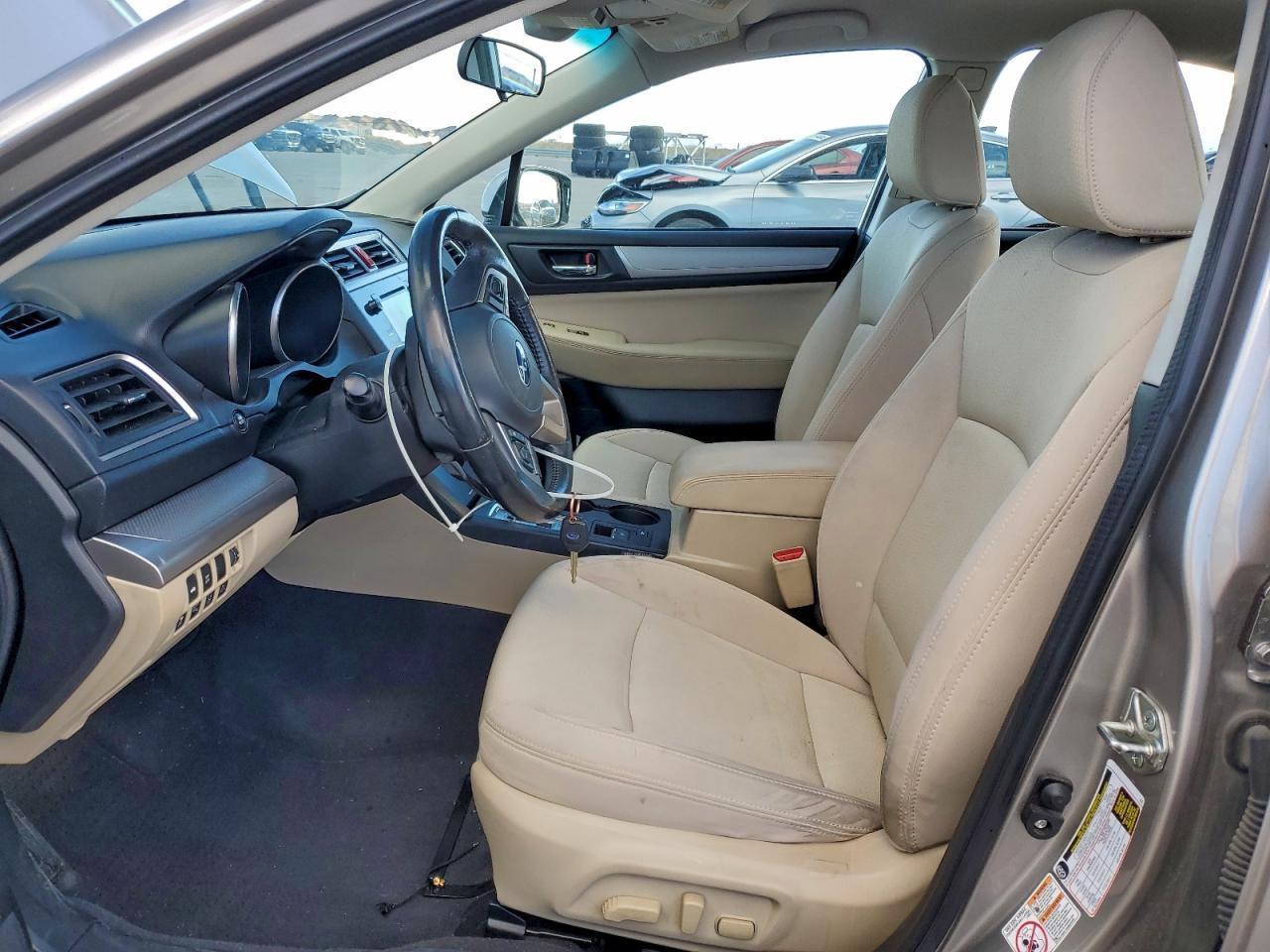 2016 SUBARU Legacy