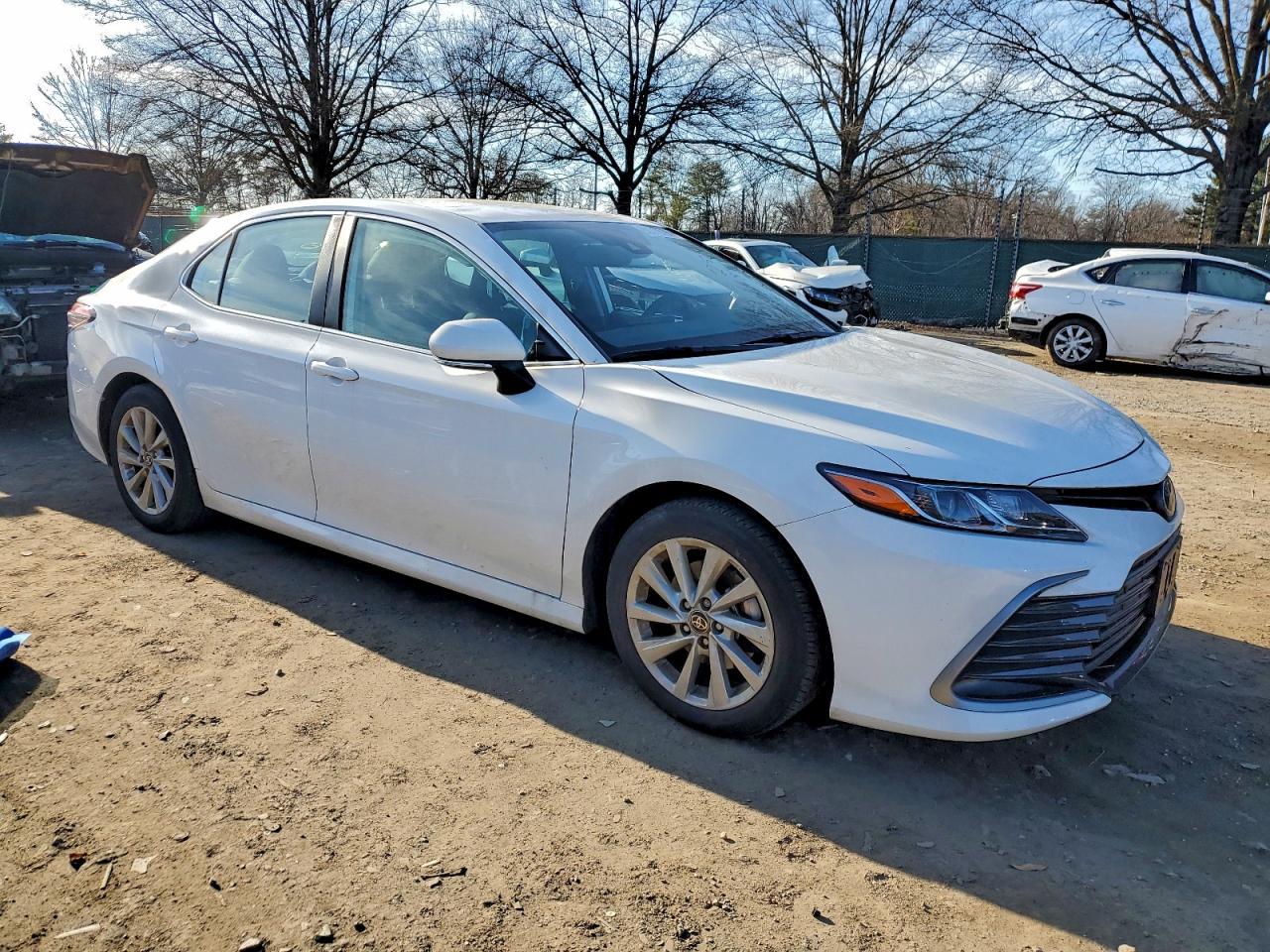 2024 TOYOTA CAMRY