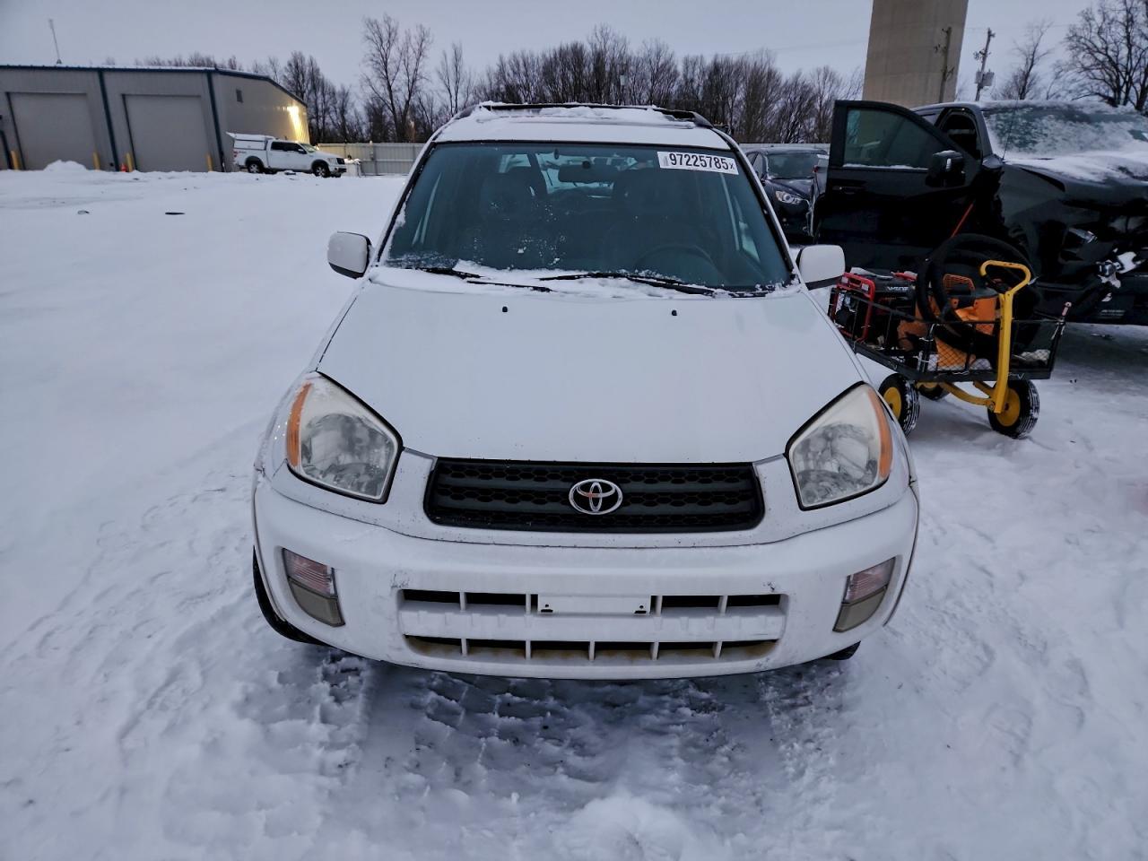 2002 TOYOTA RAV4