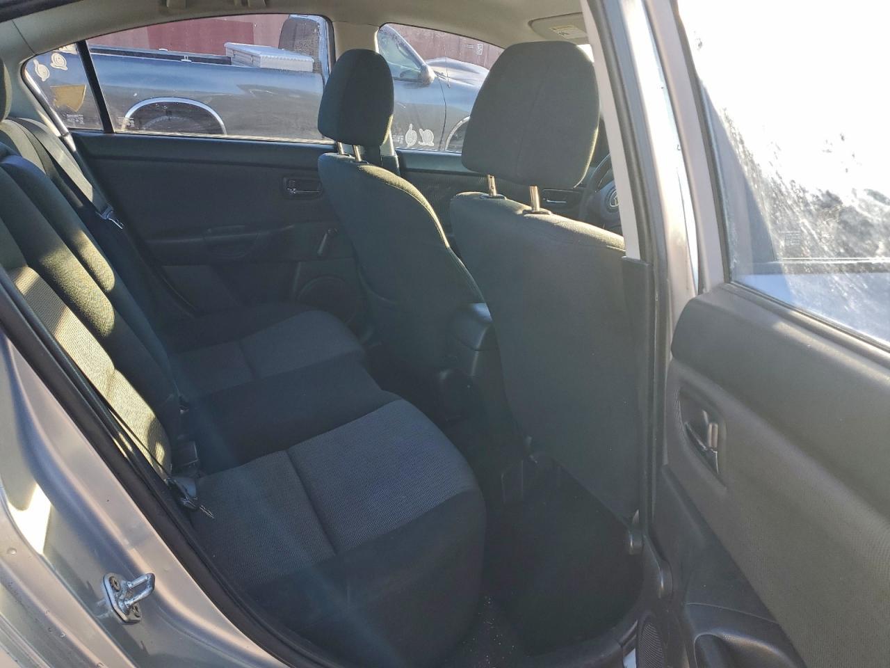2008 MAZDA 3