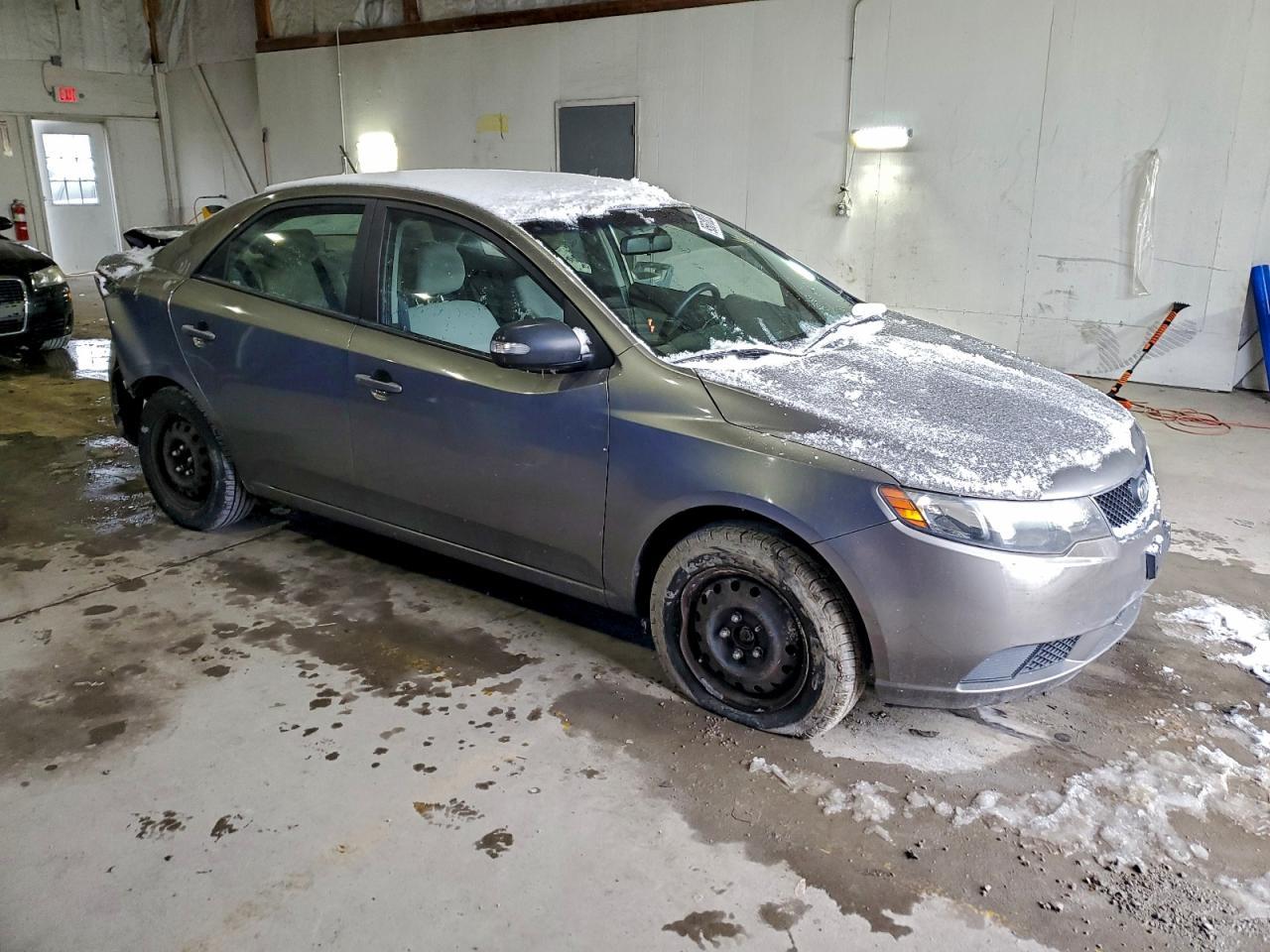 2010 KIA FORTE