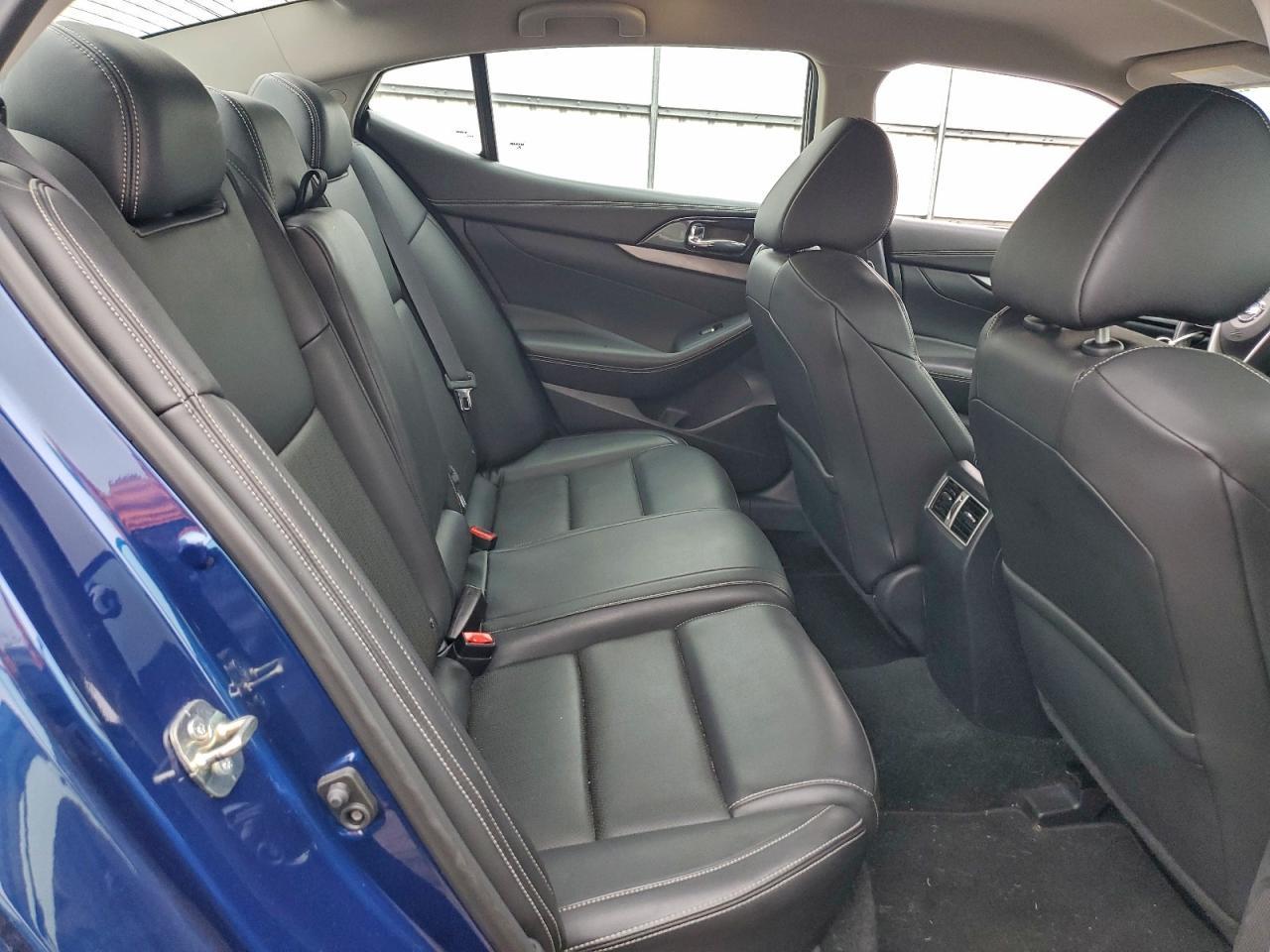 2018 NISSAN Maxima