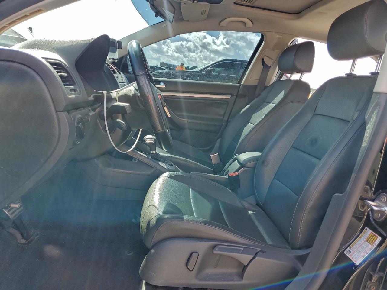 2006 VOLKSWAGEN JETTA
