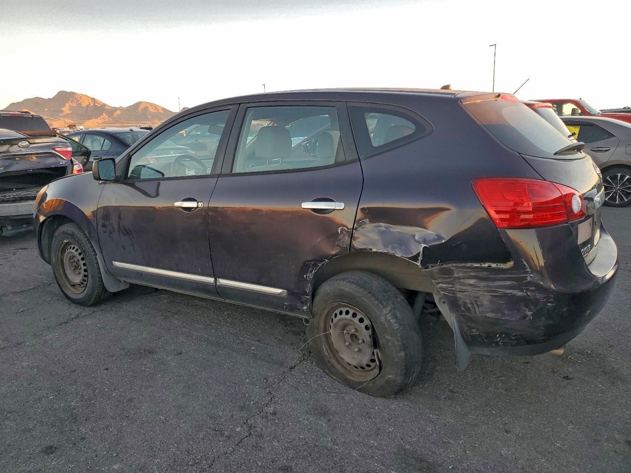 2014 NISSAN ROGUE