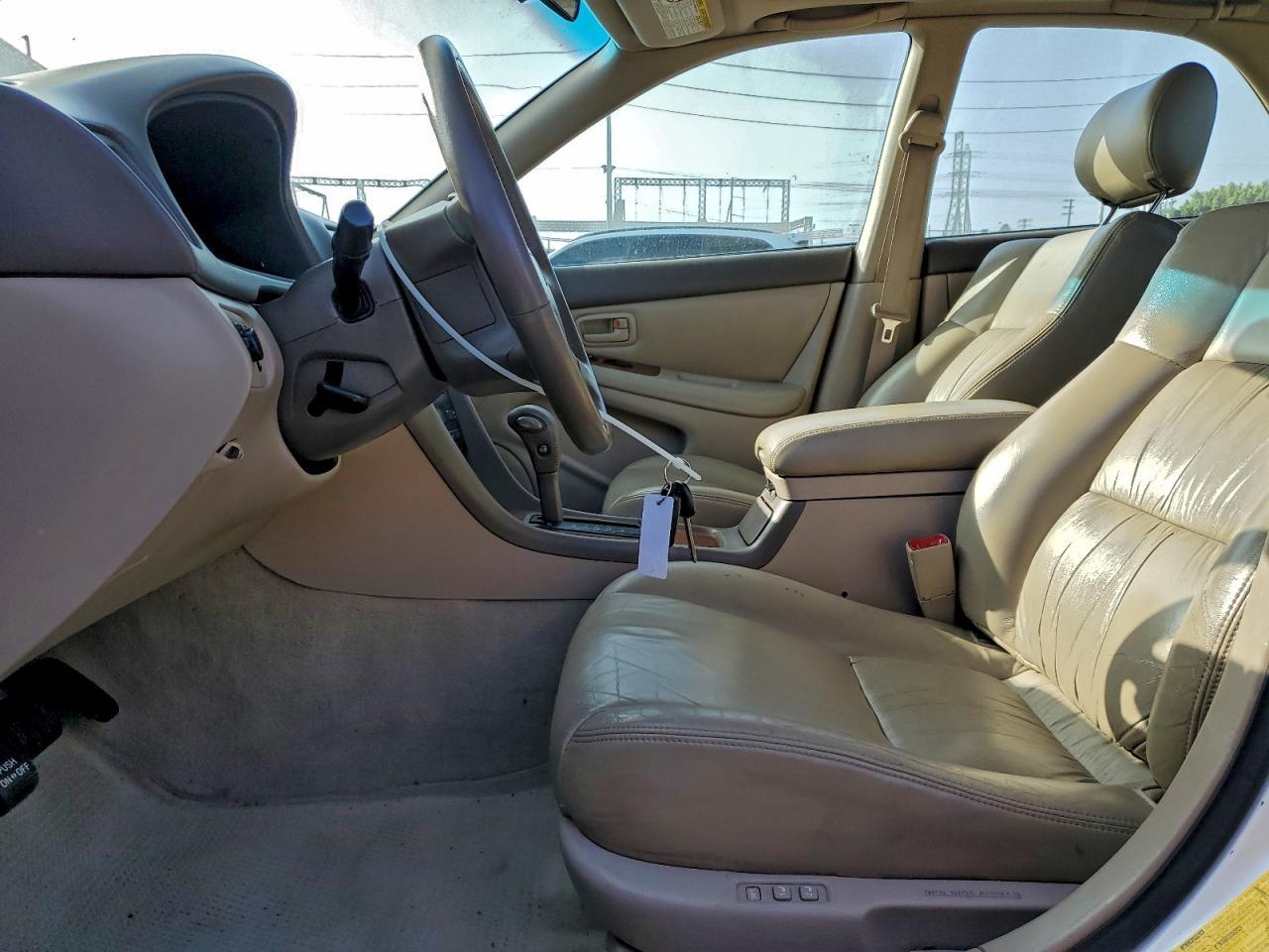 1998 LEXUS Es 300
