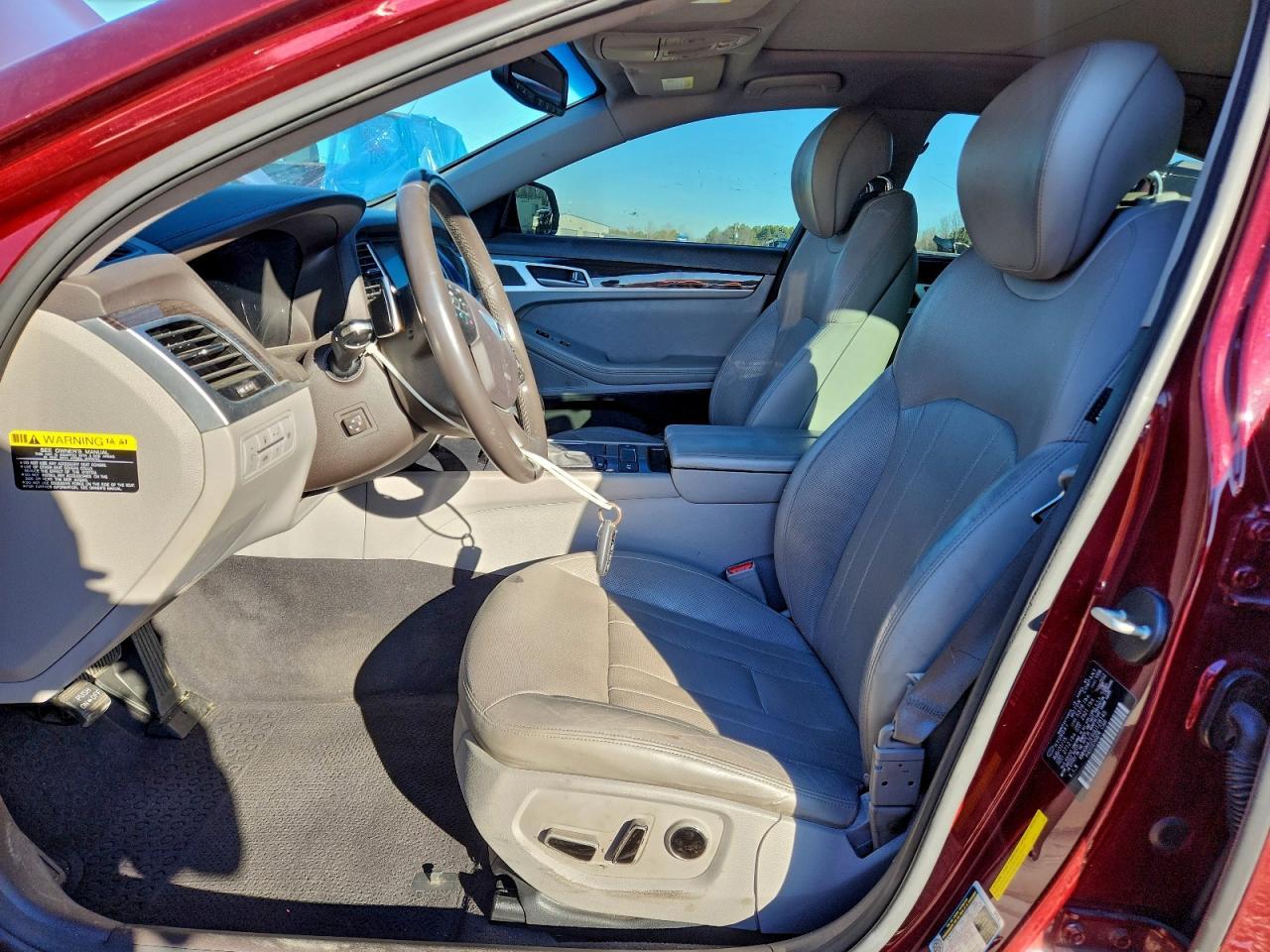 2016 HYUNDAI GENESIS