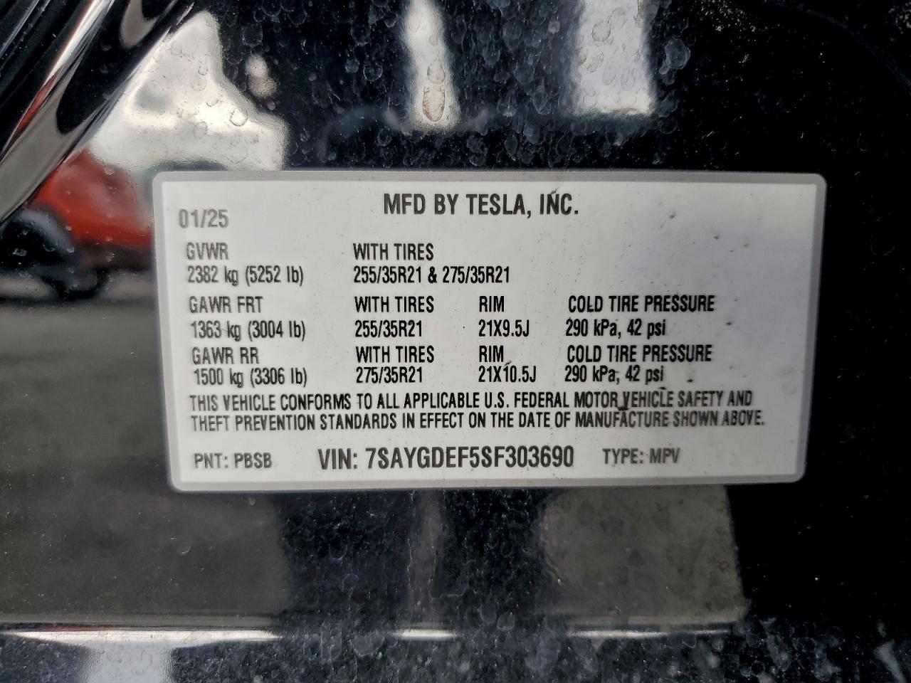 2025 TESLA MODEL Y