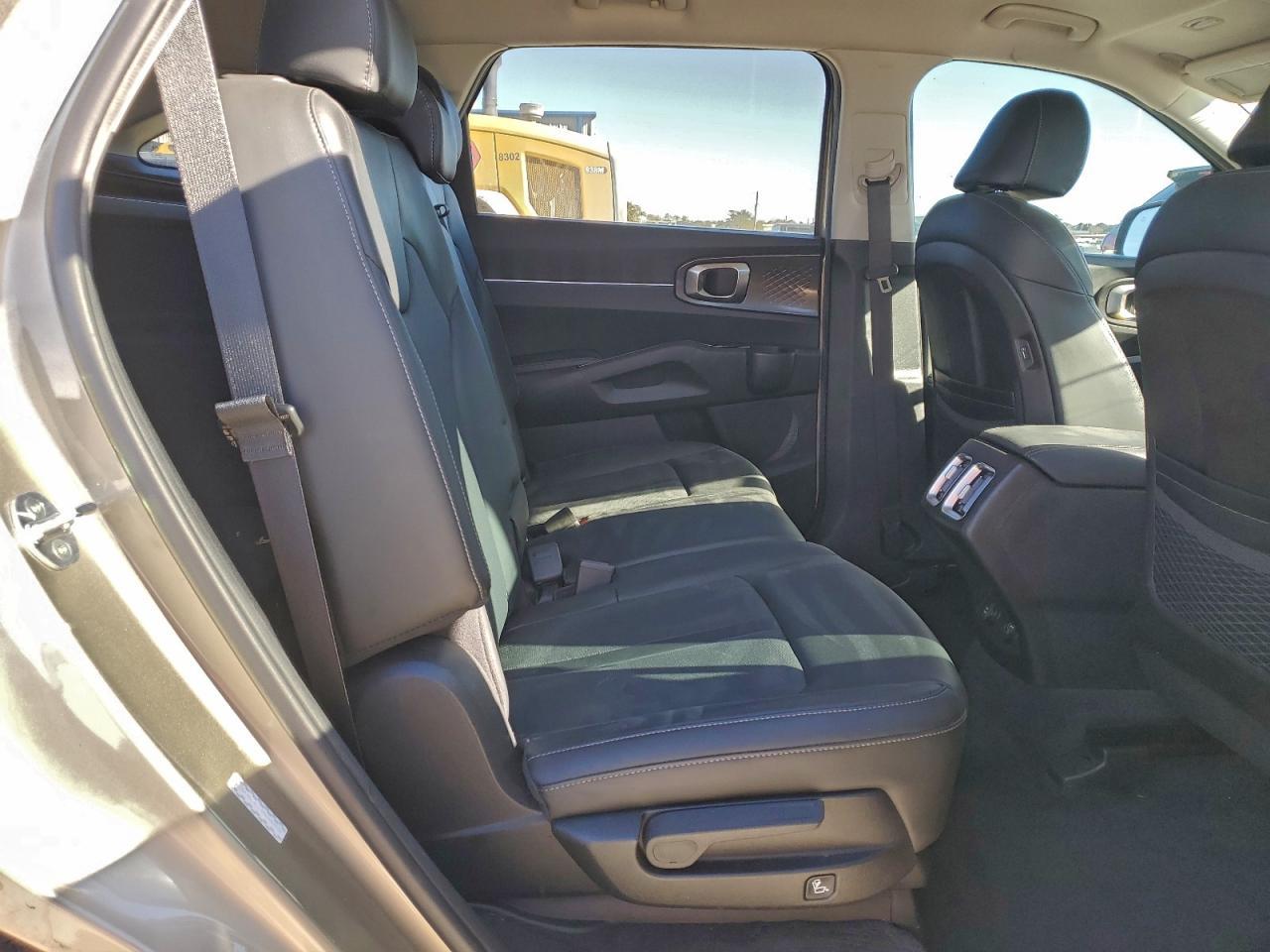 2021 KIA SORENTO