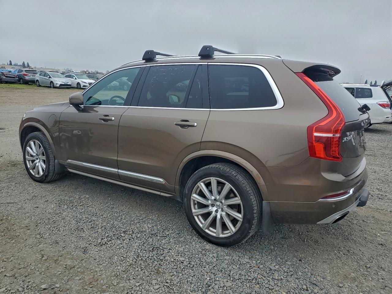2016 VOLVO XC90
