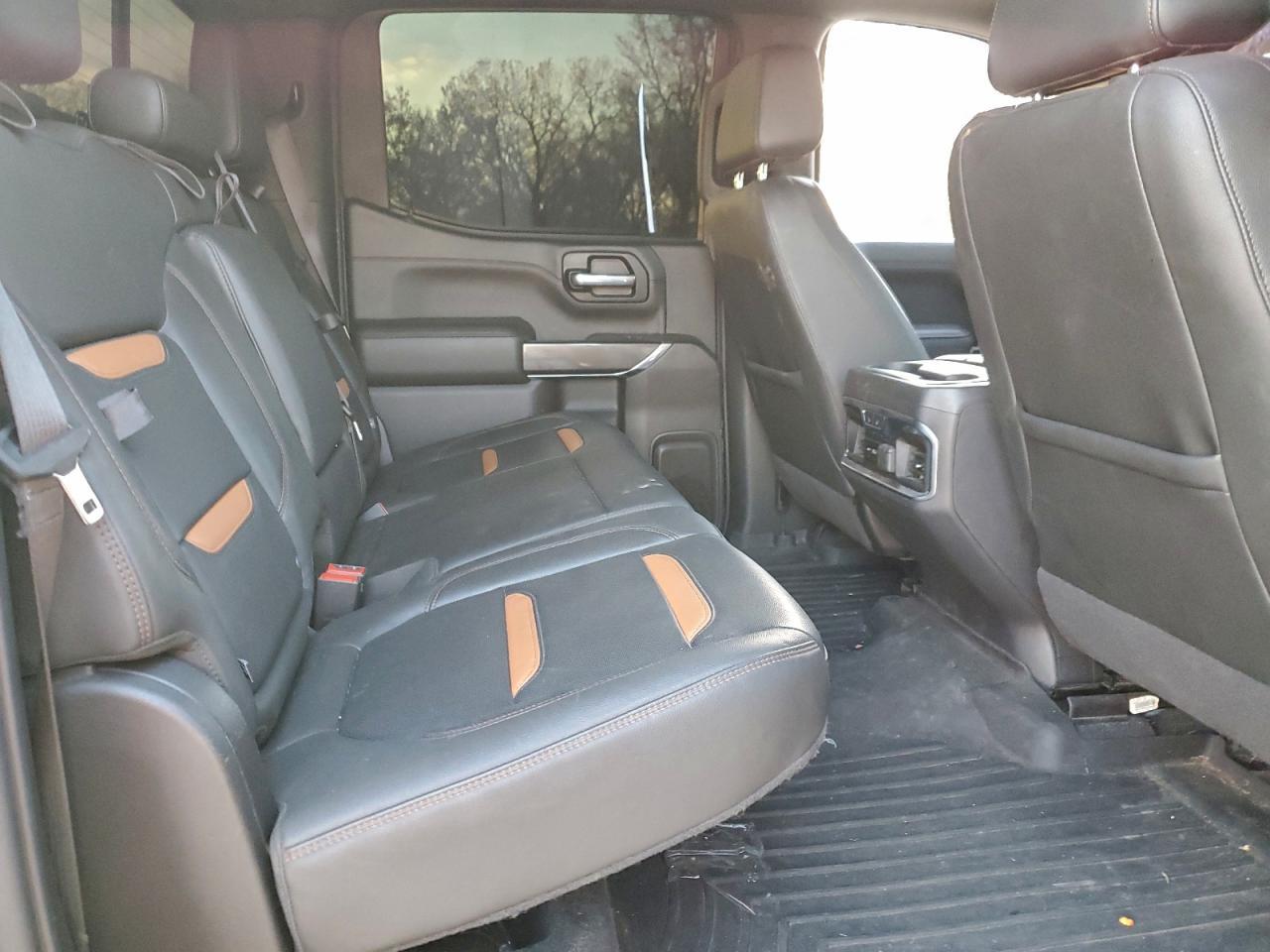 2020 GMC Sierra