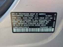 2012 VOLKSWAGEN Passat