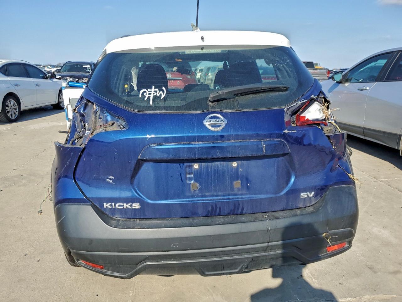 2019 NISSAN KICKS