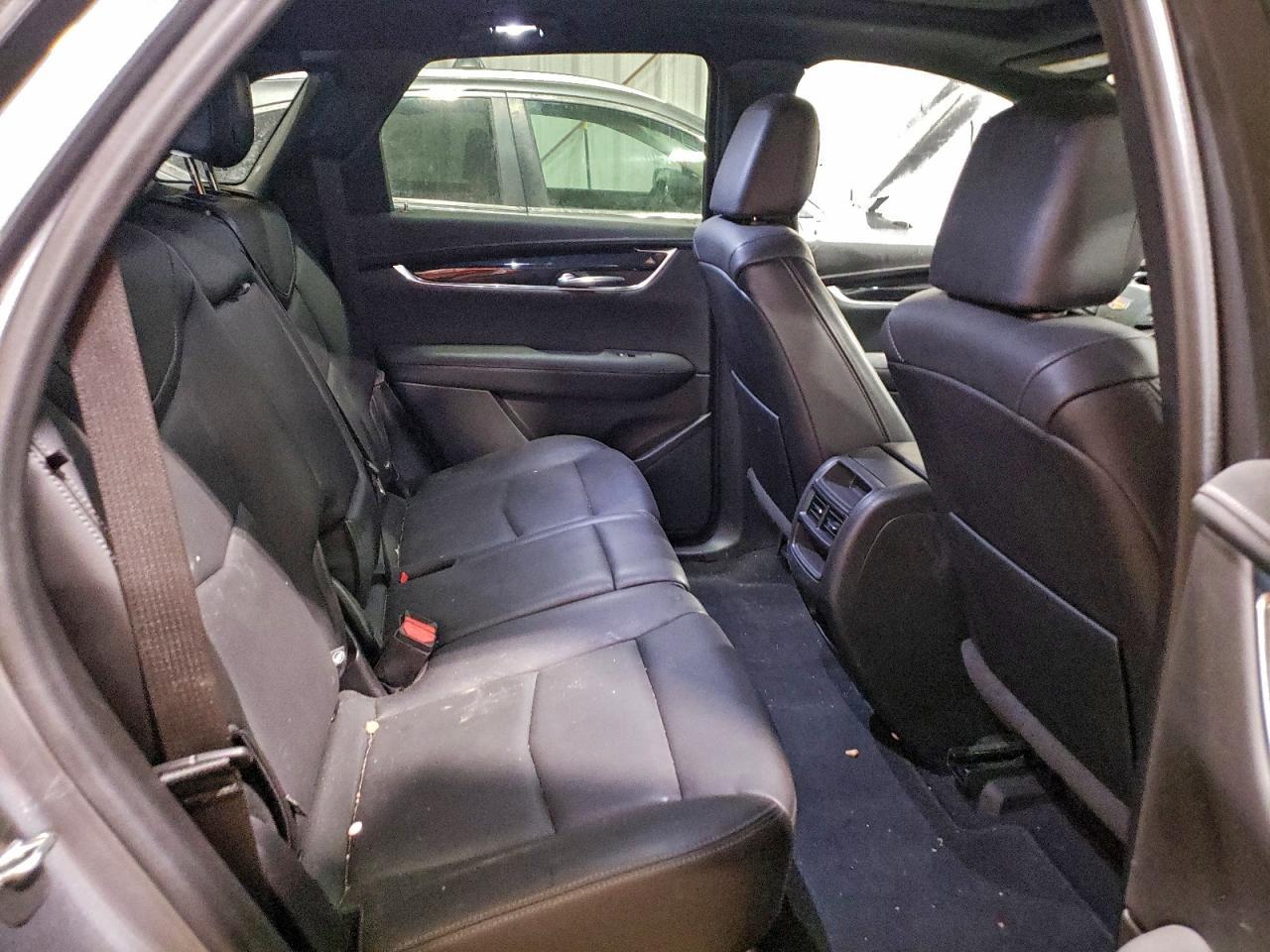 2022 CADILLAC XT5