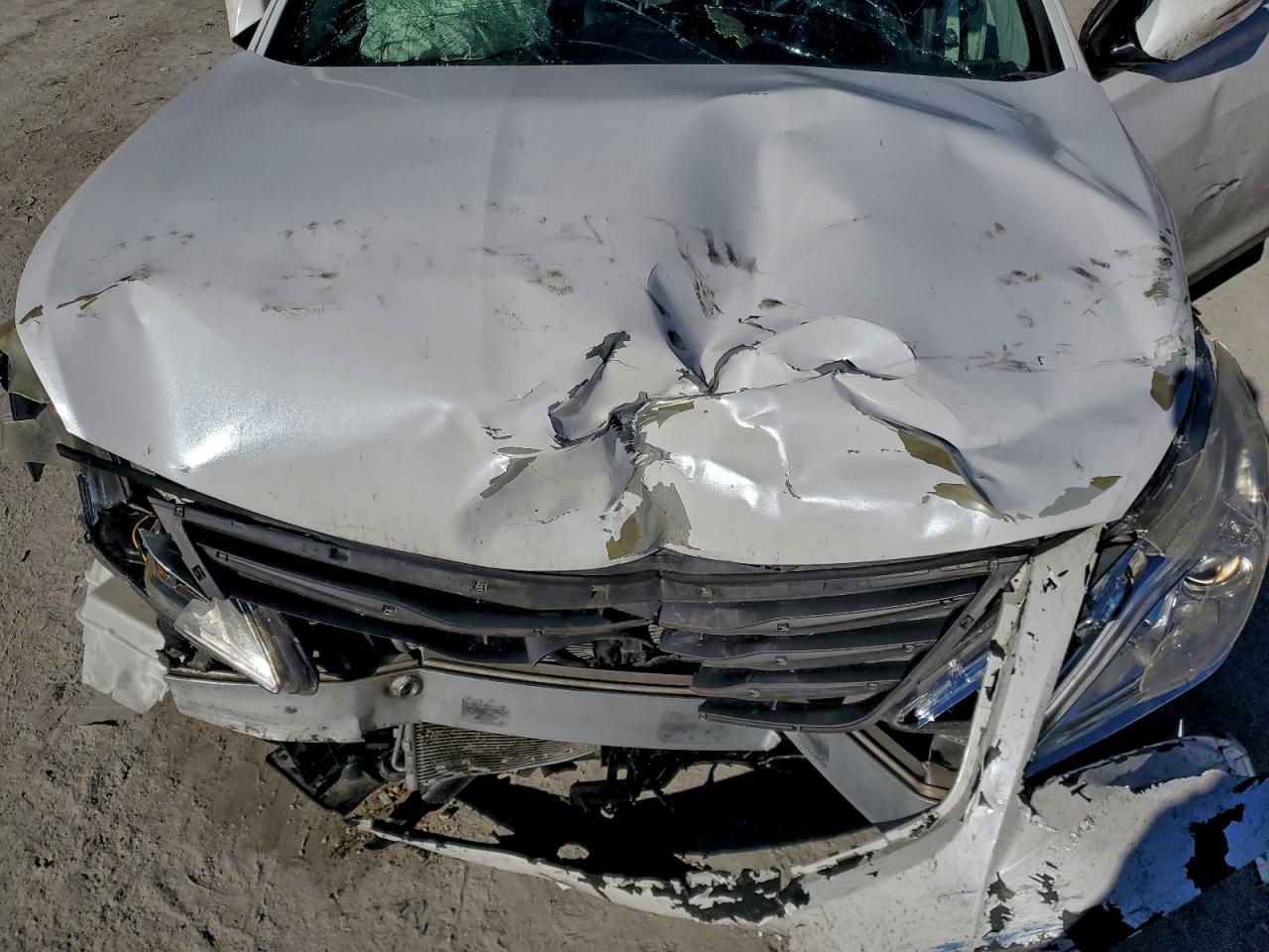 2017 HYUNDAI Azera
