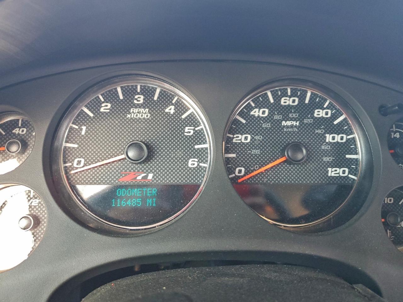 2011 CHEVROLET Tahoe