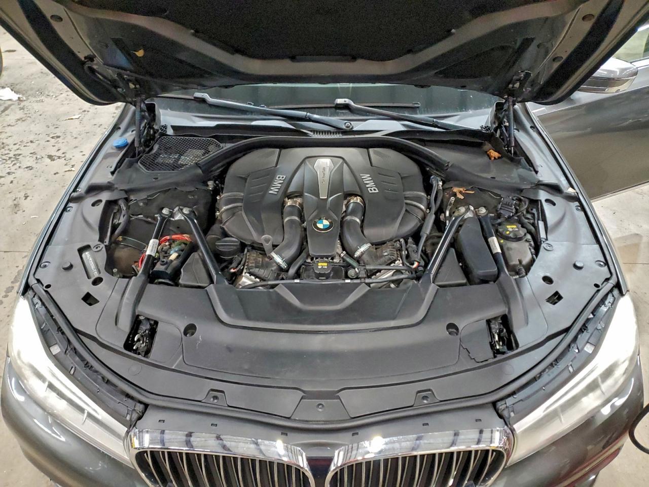 2016 BMW 7 series