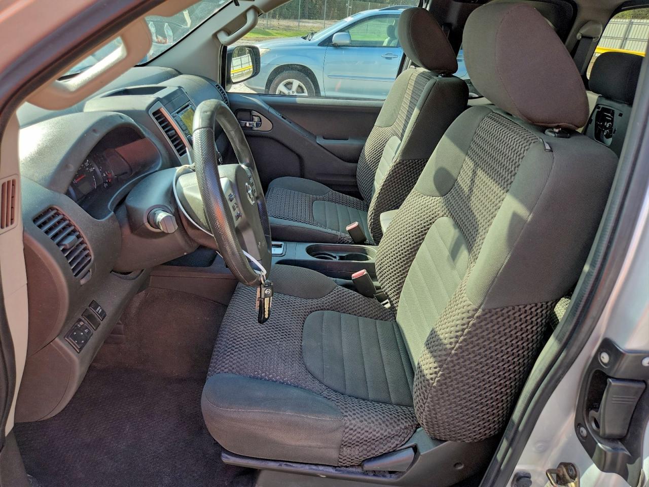 2016 NISSAN Frontier