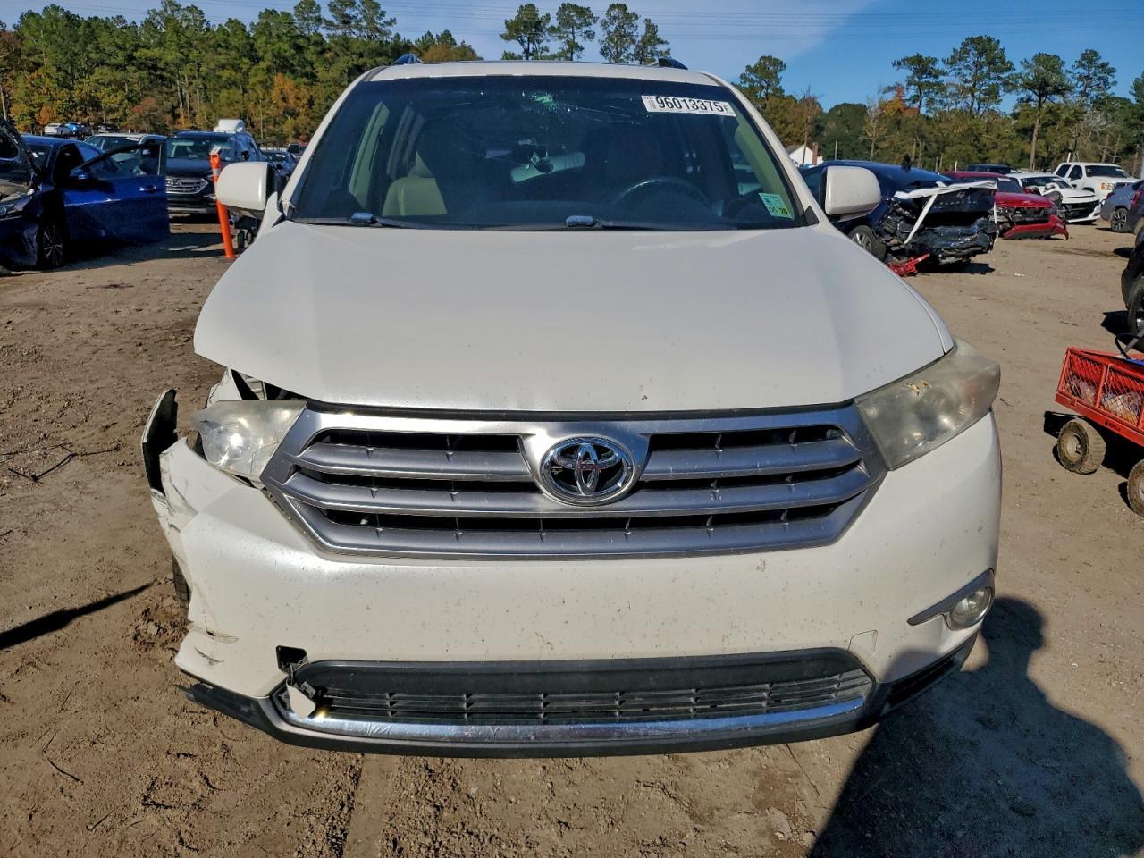 2011 TOYOTA HIGHLANDER