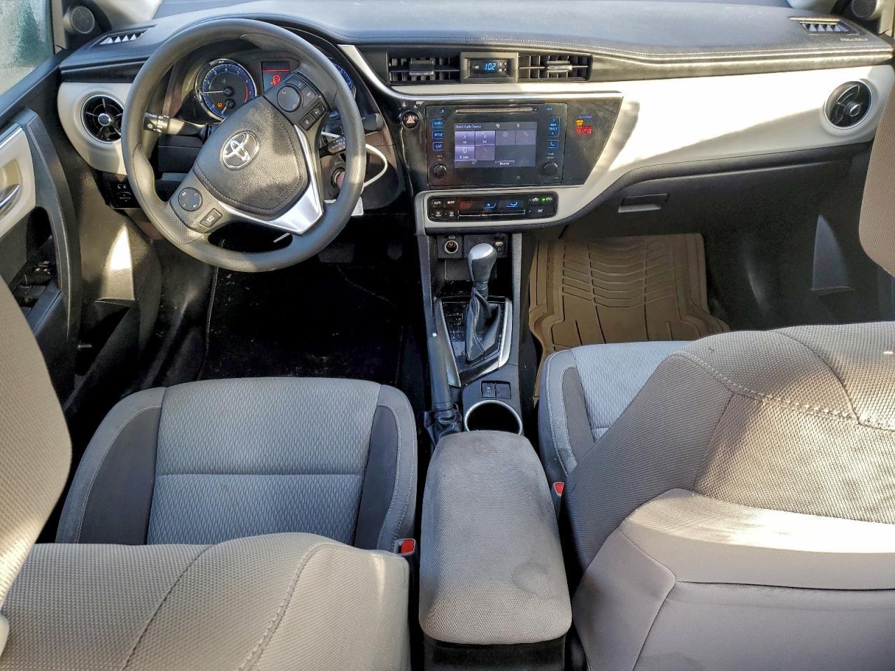 2018 TOYOTA COROLLA