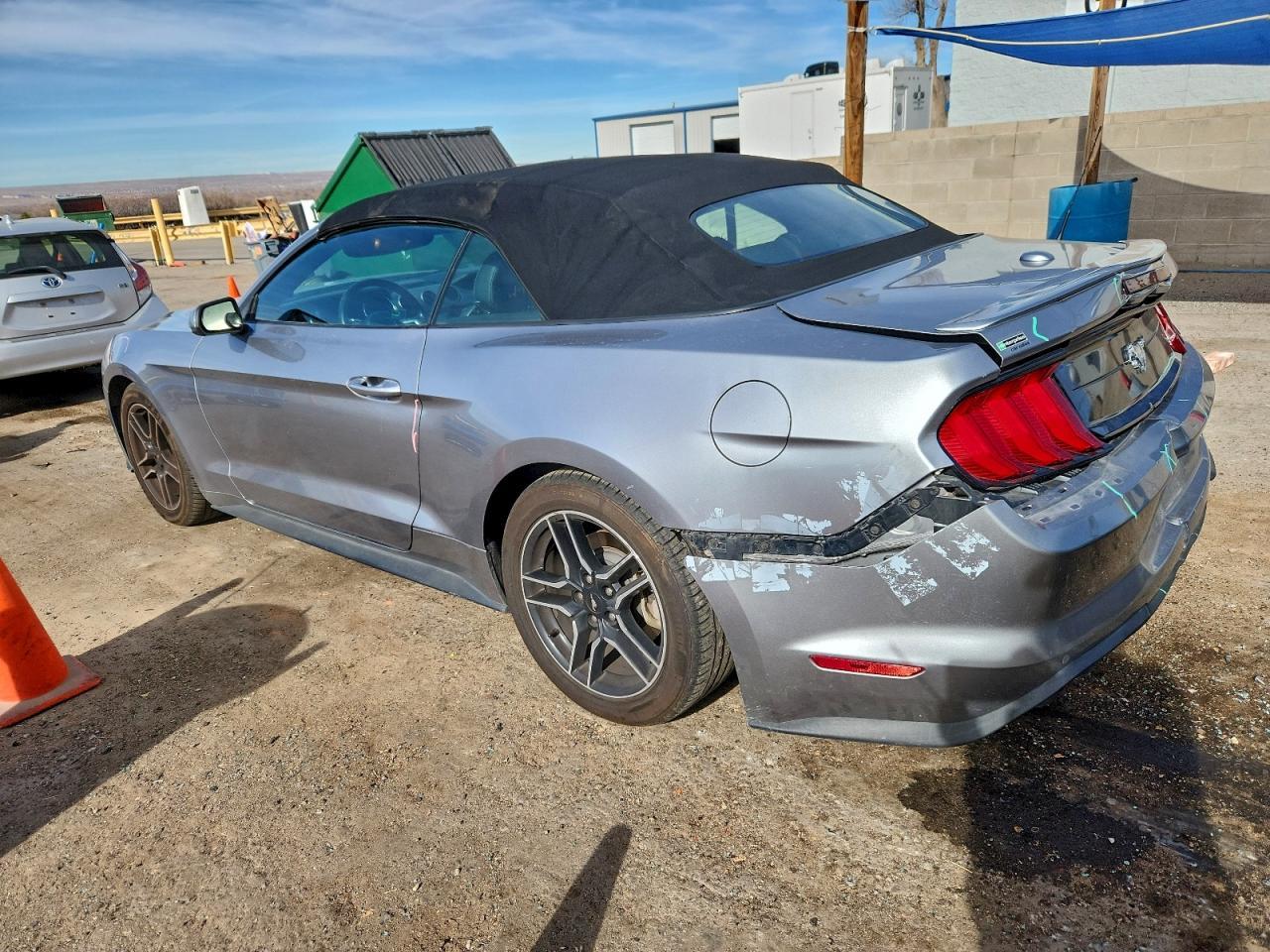 2022 FORD MUSTANG