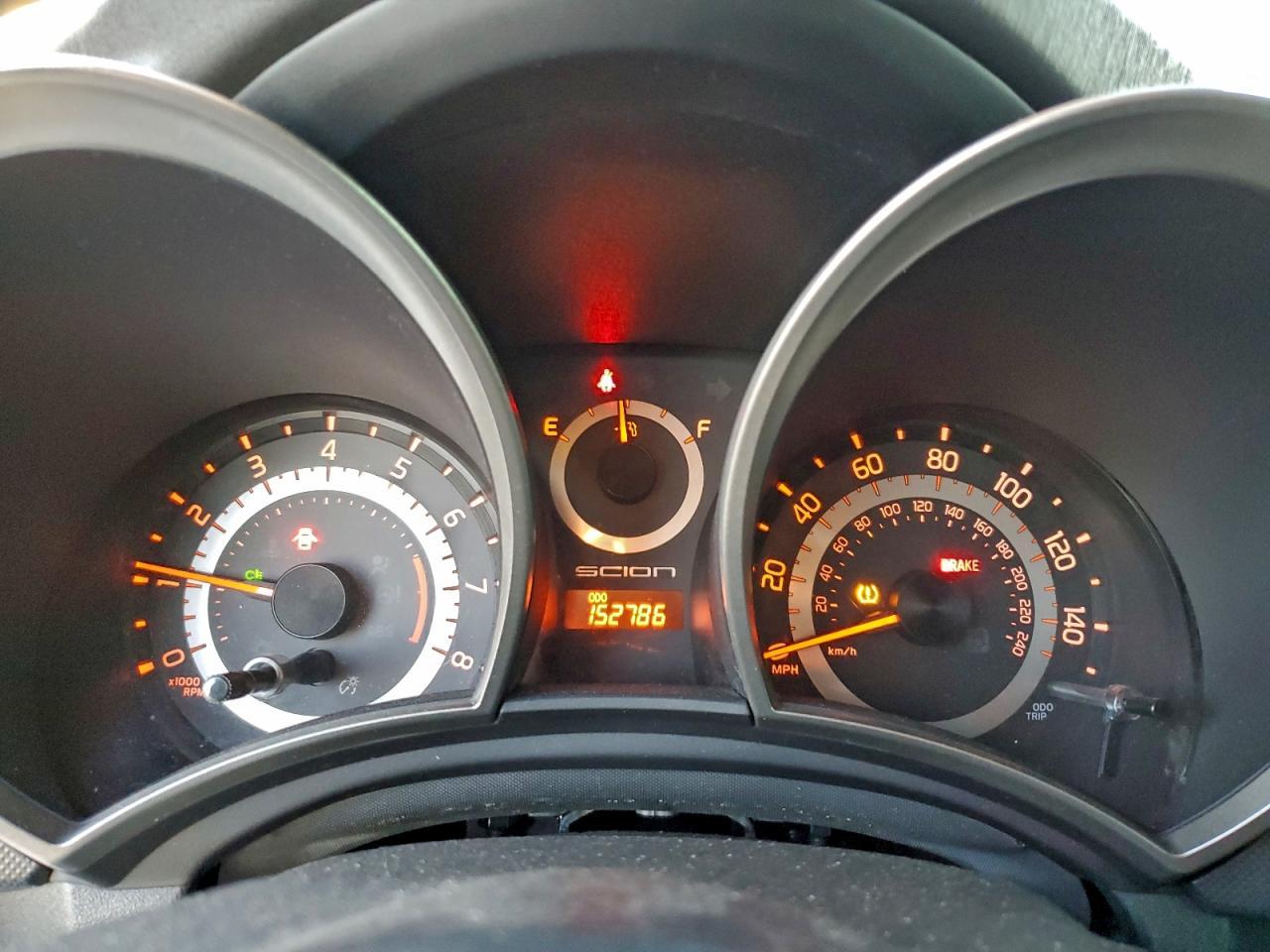 2011 TOYOTA SCION