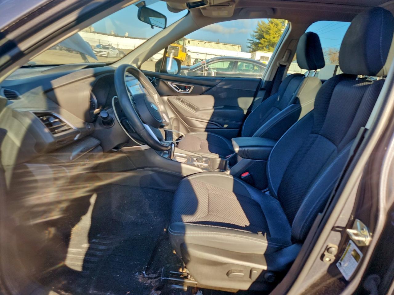 2021 SUBARU FORESTER