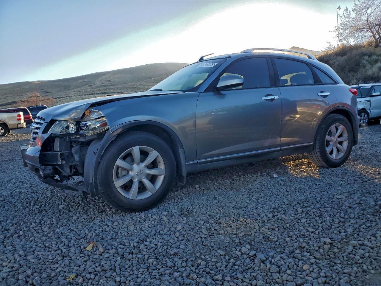 2004 INFINITI FX35