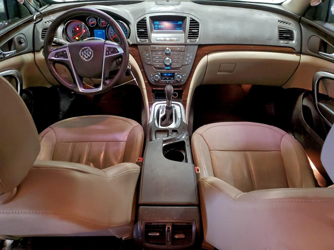 2011 BUICK Regal