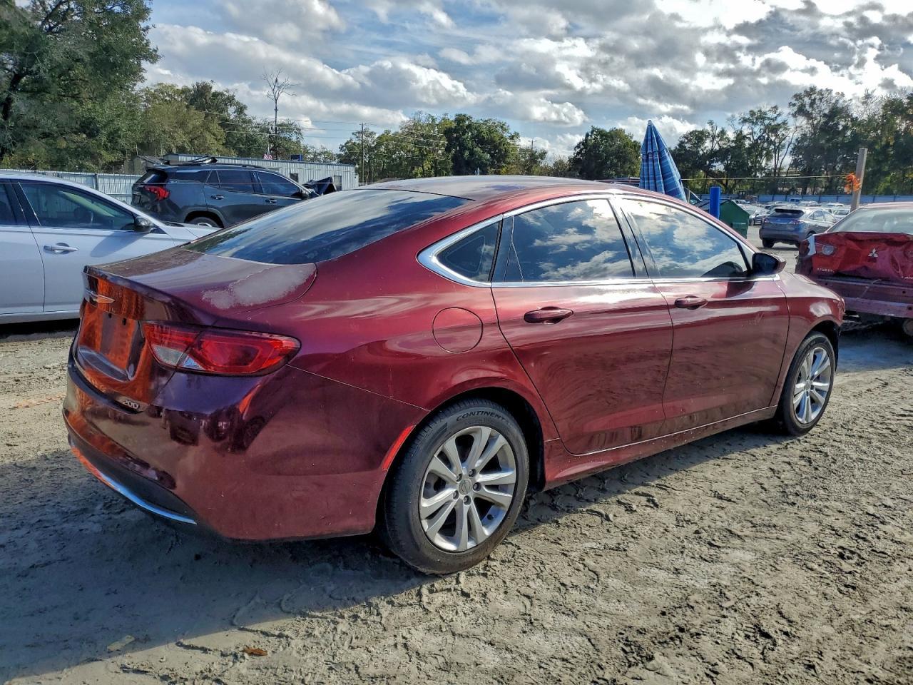 2015 CHRYSLER 200
