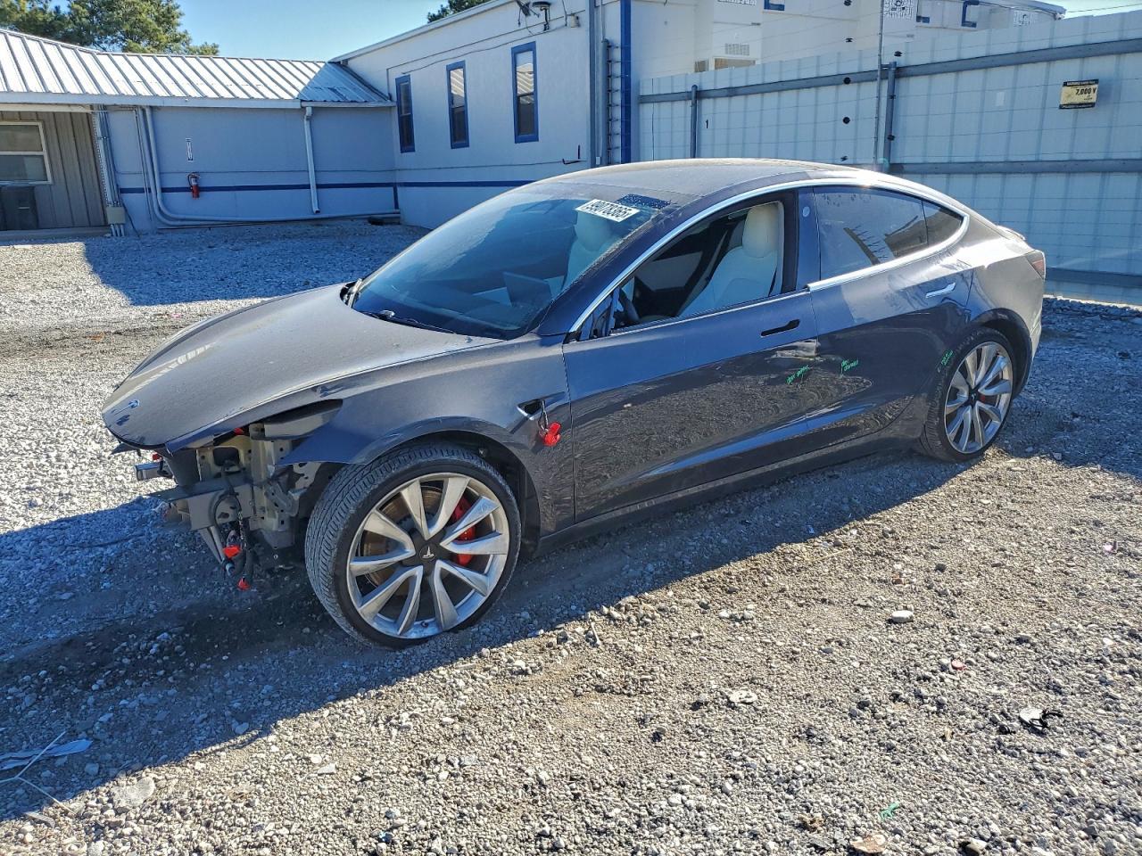 2019 TESLA MODEL 3