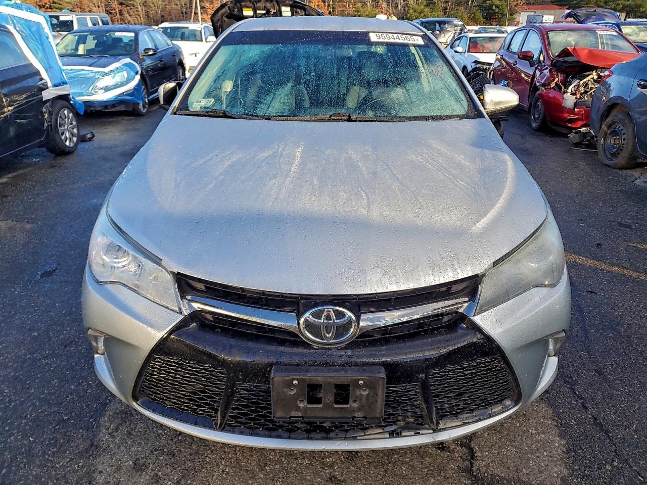 2016 TOYOTA CAMRY