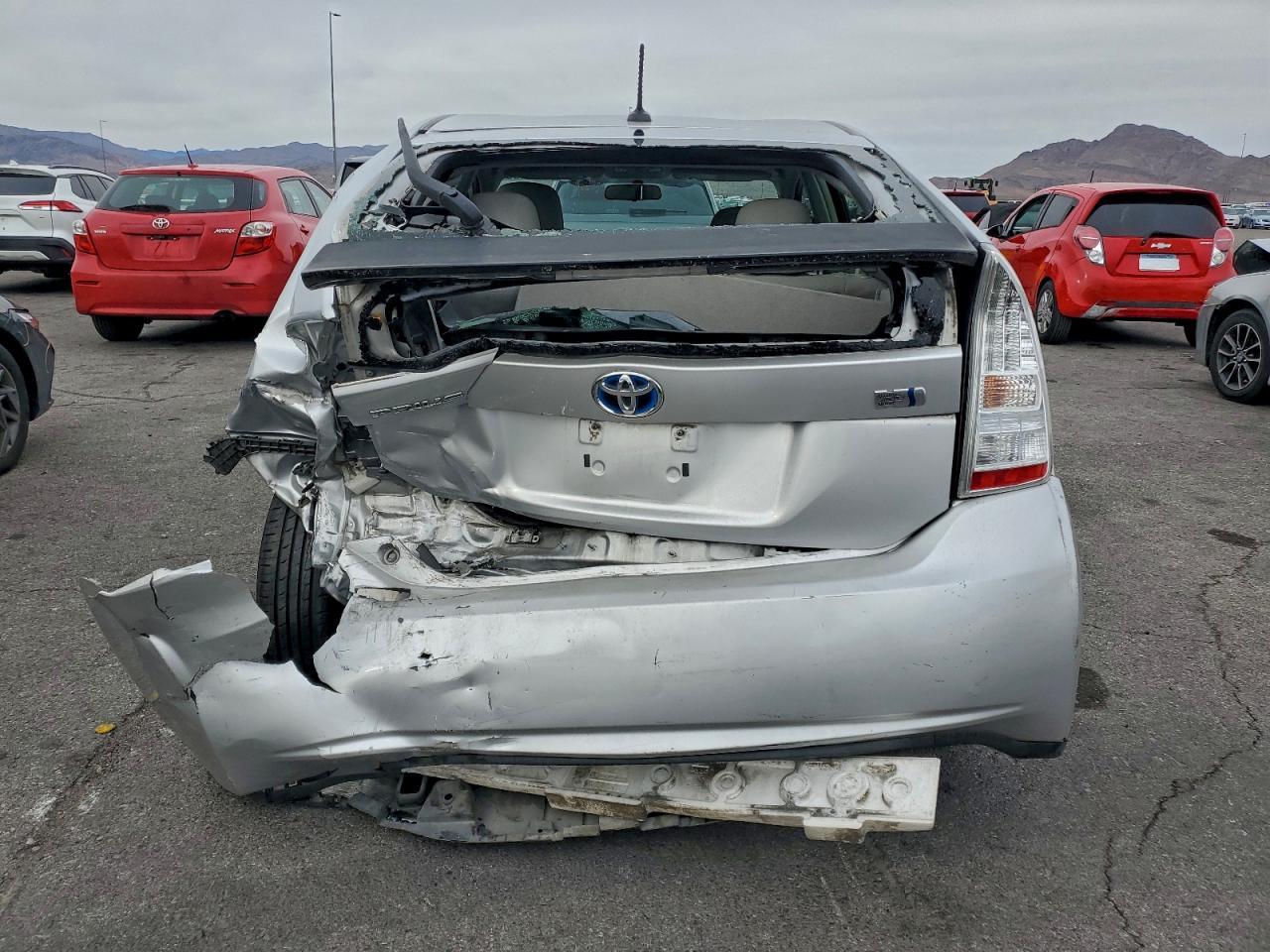 2011 TOYOTA PRIUS