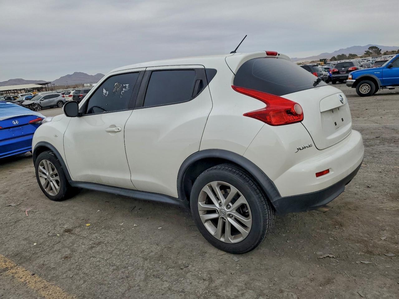 2013 NISSAN Juke
