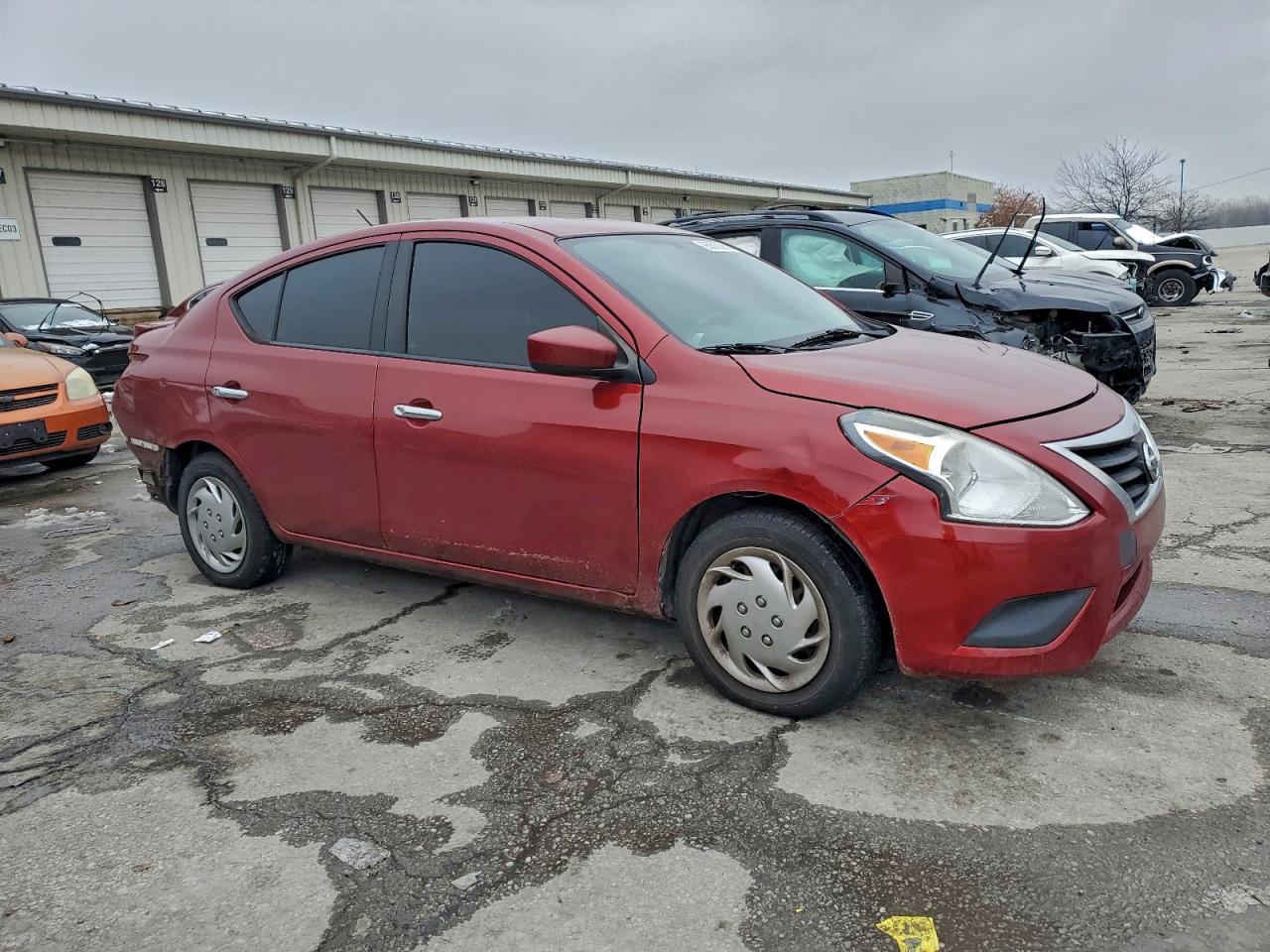 2016 NISSAN VERSA