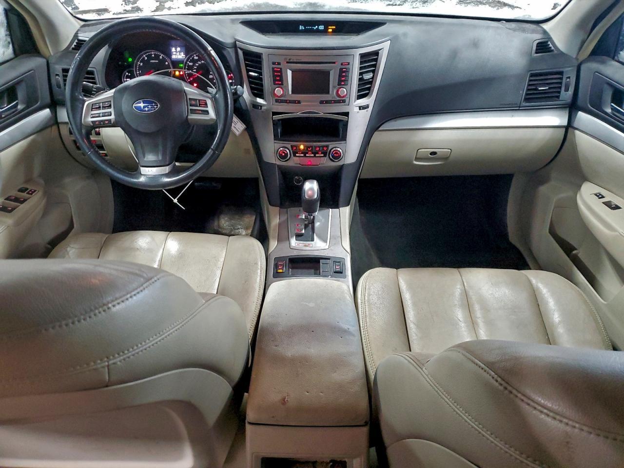 2014 SUBARU Outback