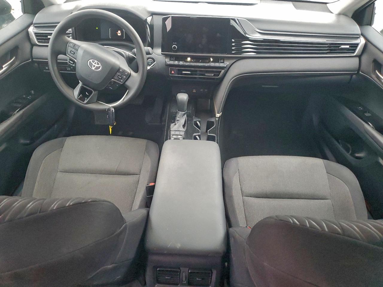 2025 TOYOTA CAMRY