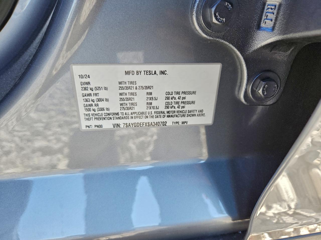 2025 TESLA MODEL Y