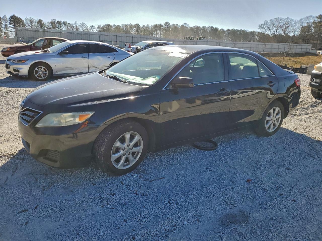 2011 TOYOTA CAMRY