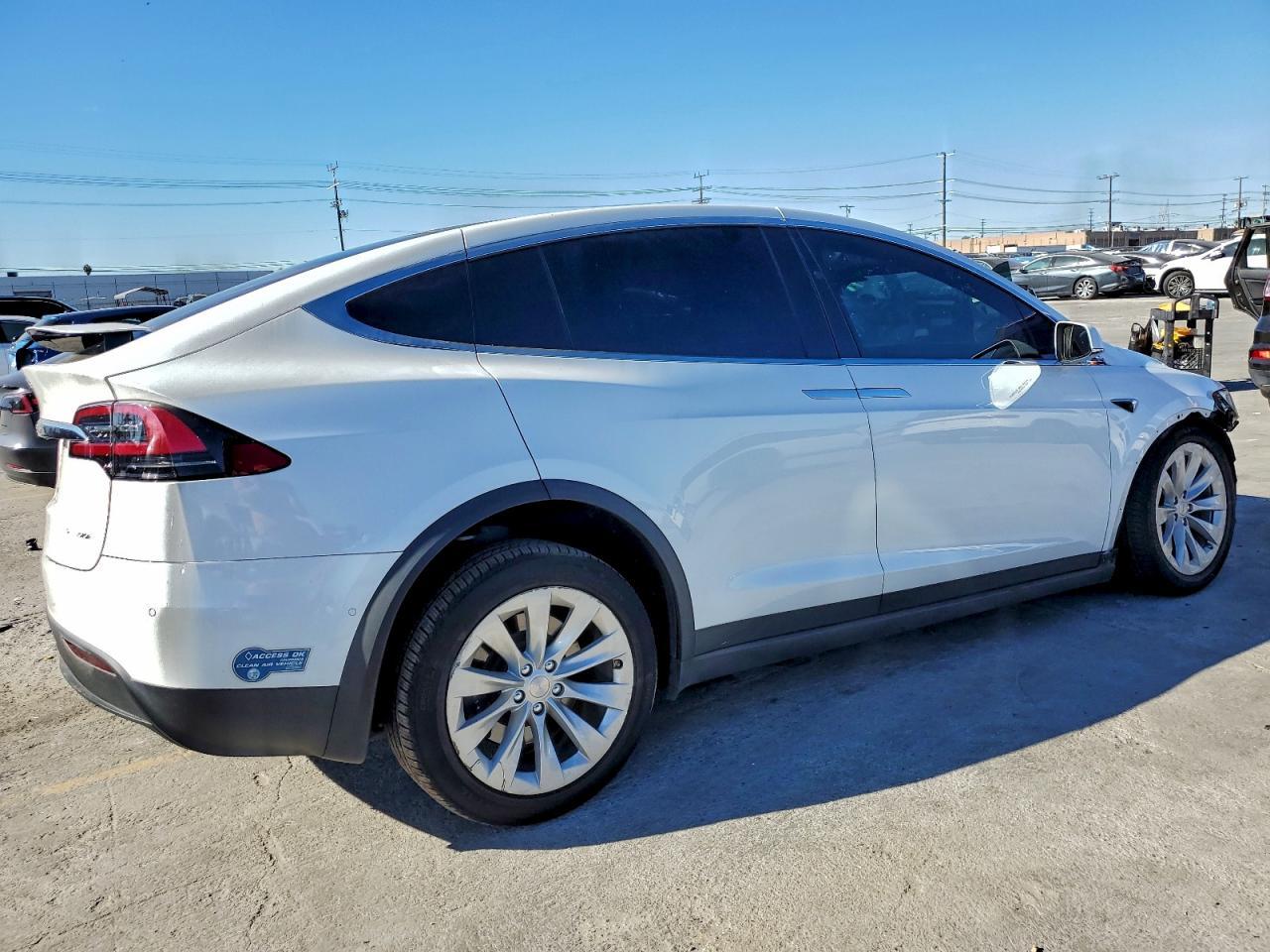 2021 TESLA MODEL X