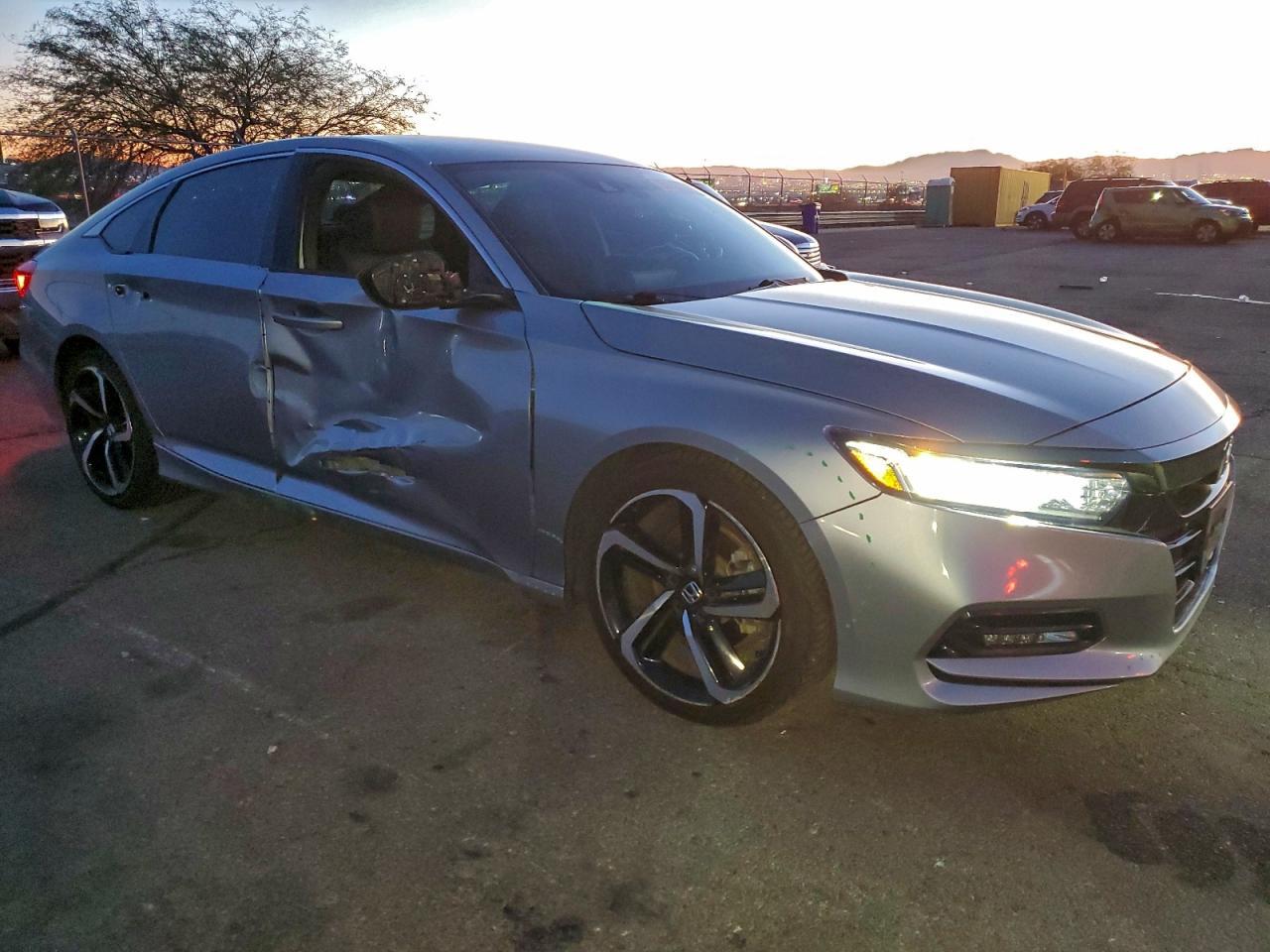 2018 HONDA ACCORD