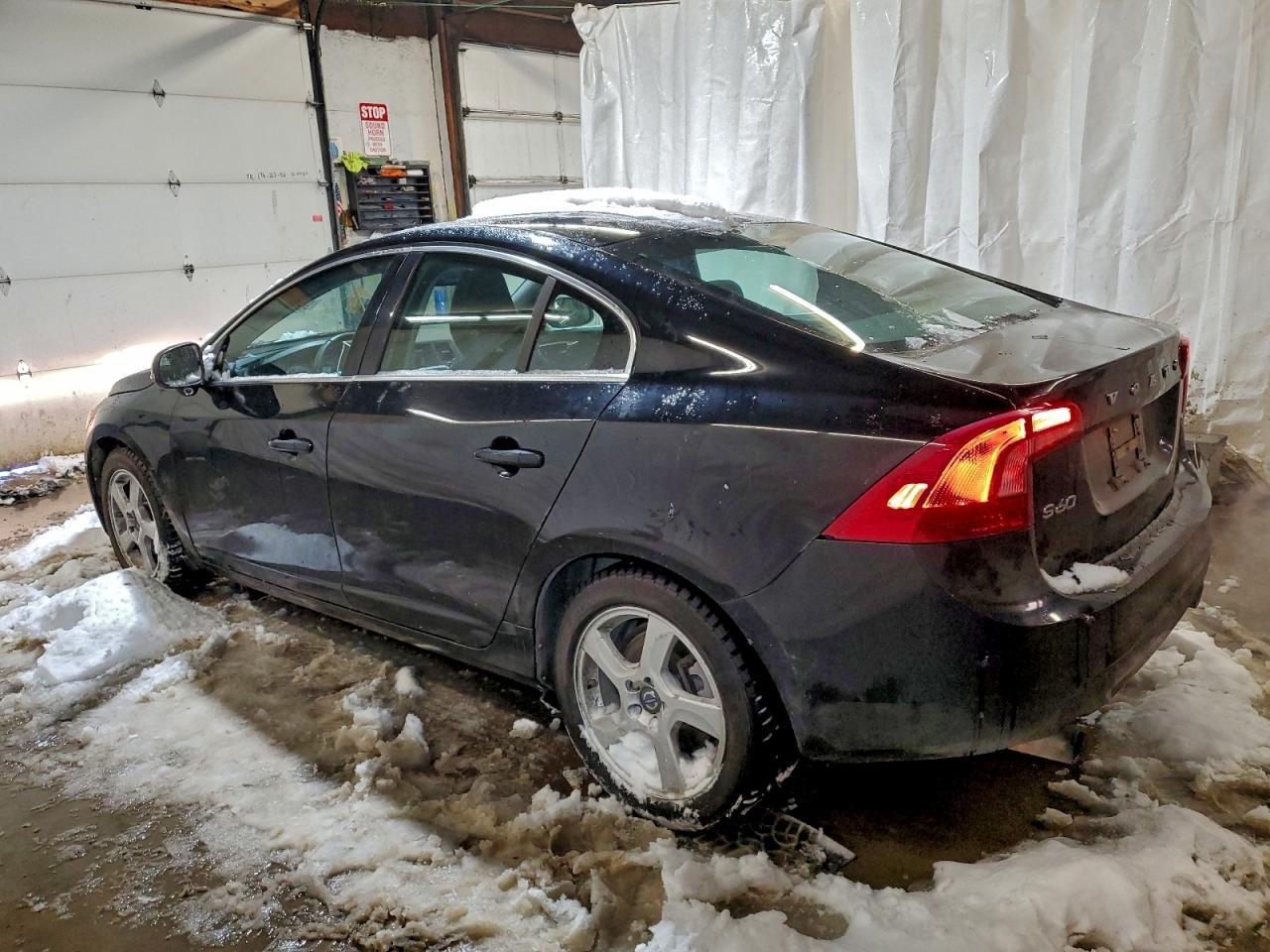 2013 VOLVO S60