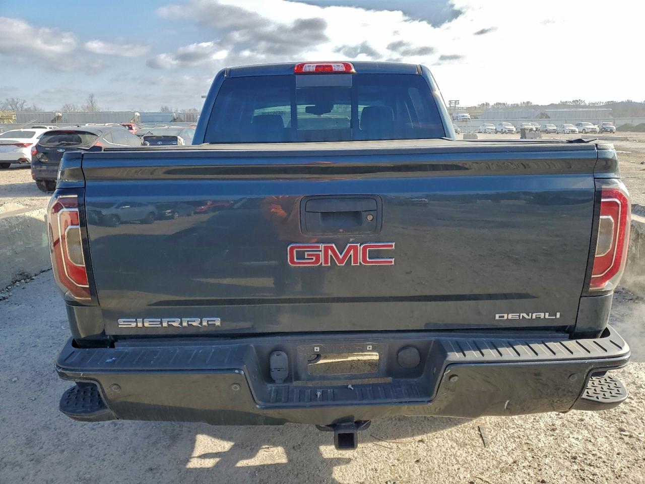 2017 GMC Sierra
