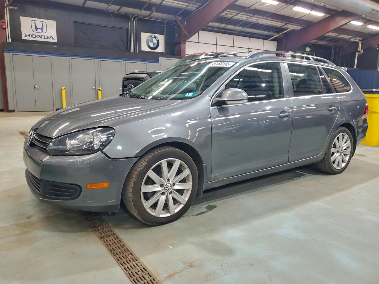 2011 VOLKSWAGEN JETTA