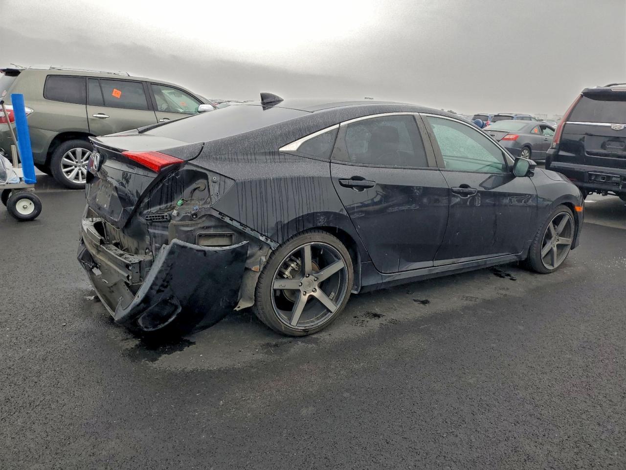 2016 HONDA CIVIC