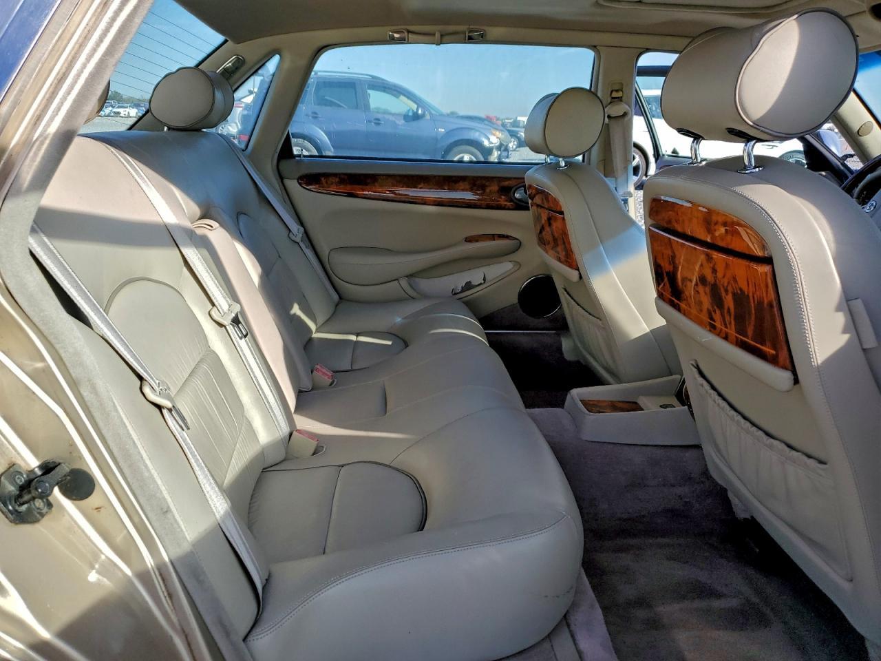 1998 JAGUAR Vandenplas