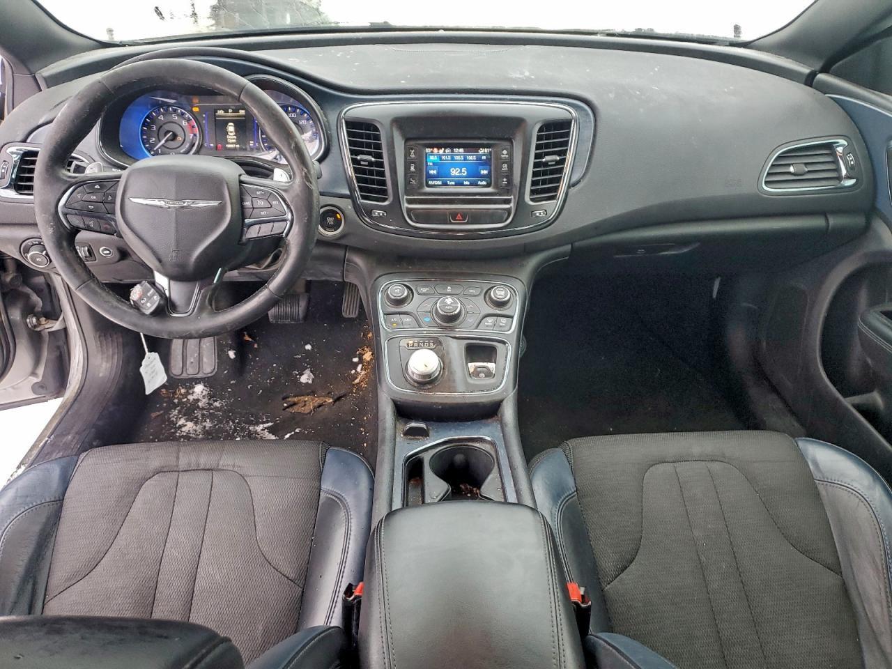 2016 CHRYSLER 200