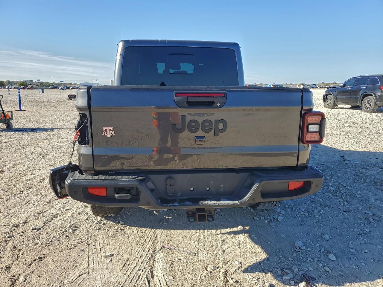 2025 JEEP Gladiator
